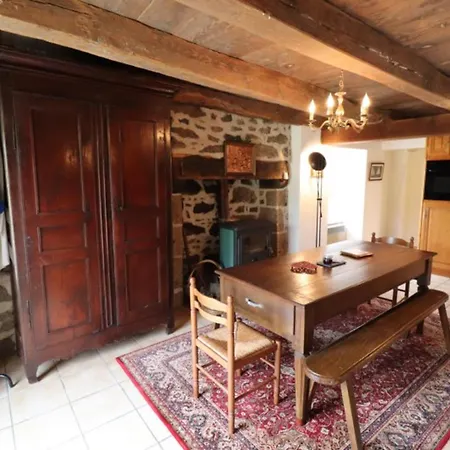 De Caractere Avec Billard, Cheminee, Jardin Clos Et Animaux Acceptes - Fr-1-742-611