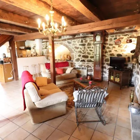 De Caractere Avec Billard, Cheminee, Jardin Clos Et Animaux Acceptes - Fr-1-742-611 度假居 Ydes