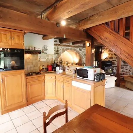 De Caractere Avec Billard, Cheminee, Jardin Clos Et Animaux Acceptes - Fr-1-742-611 *